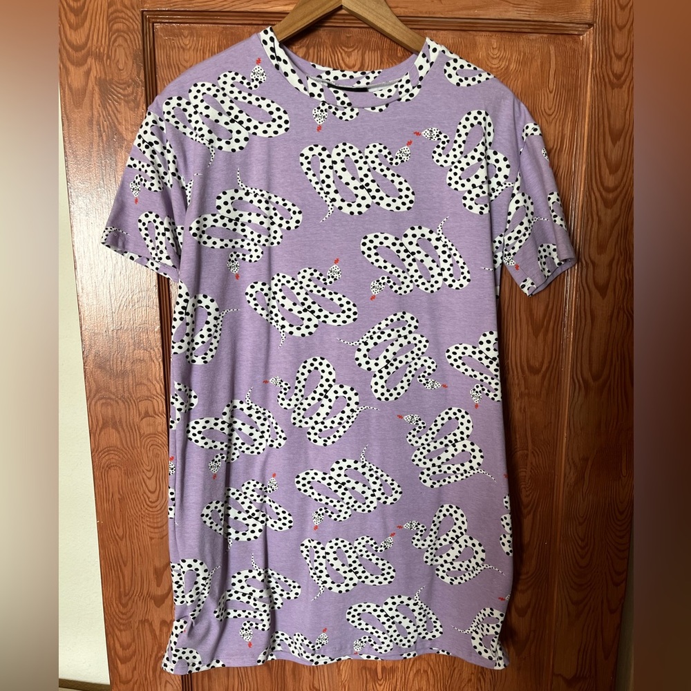 Nooworks snakes oversized tee, size XS